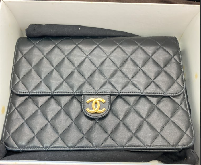 シャネル マトラッセ プッシュロック チェーンショルダー