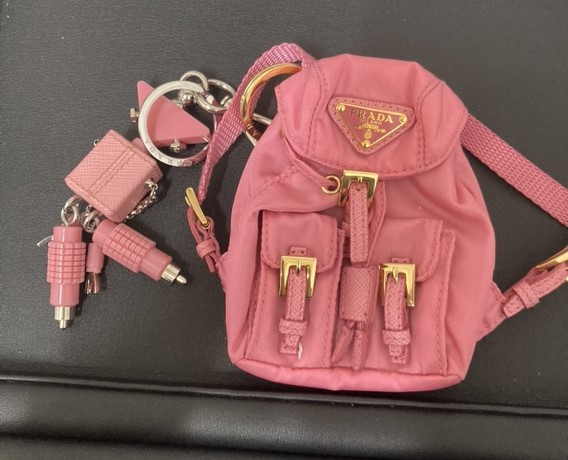 プラダ キーリング バッグチャーム