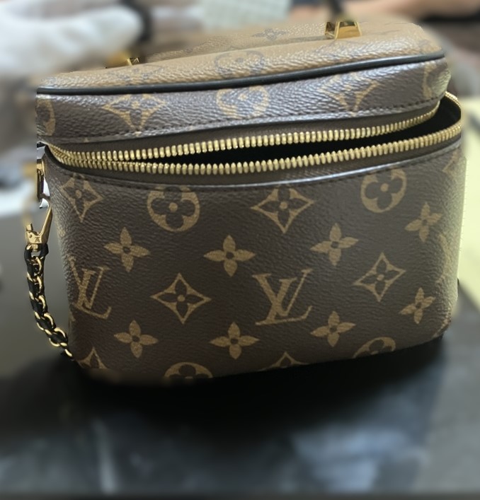 ルイ・ヴィトン モノグラム ヴァニティNV PM