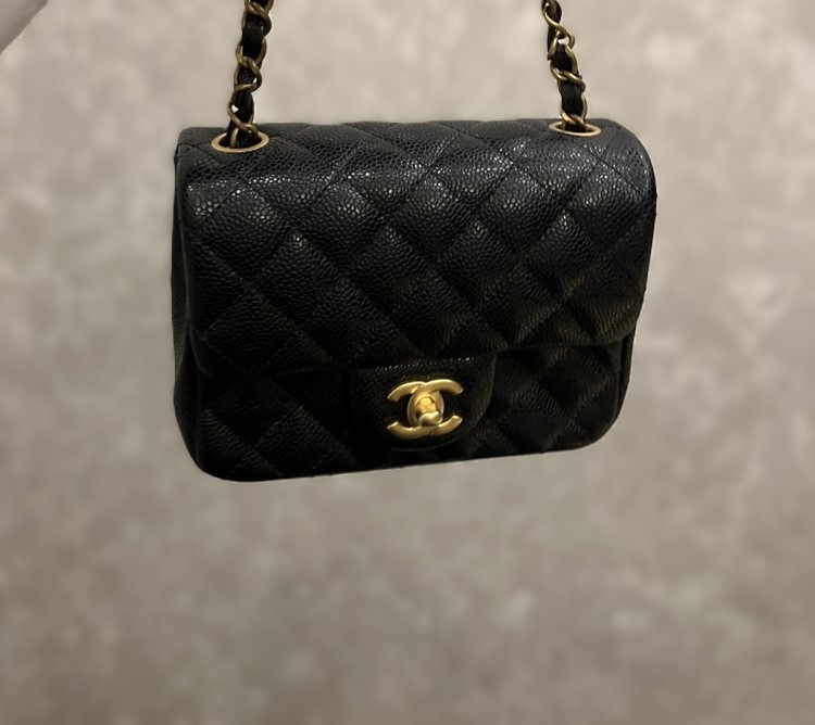 シャネル マトラッセ ミニフラップ グレインドカーフスキン