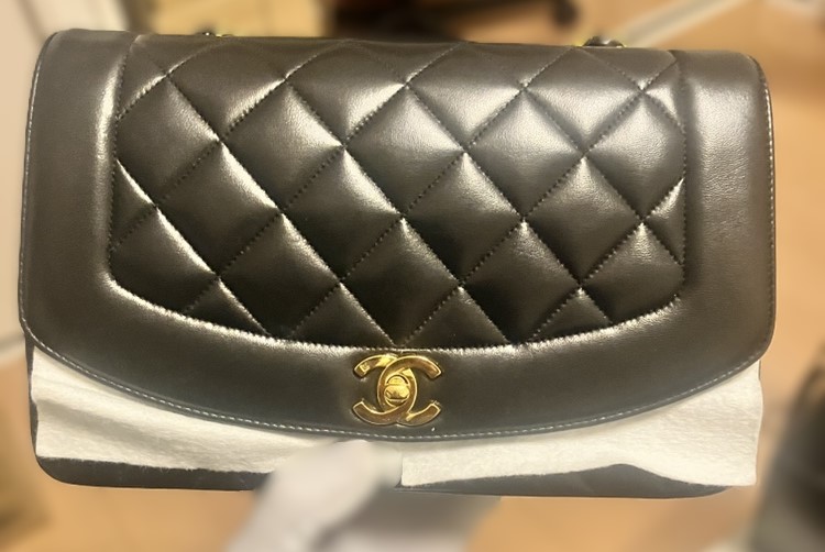 シャネル マトラッセ ダイアナフラップ シングルチェーンショルダー