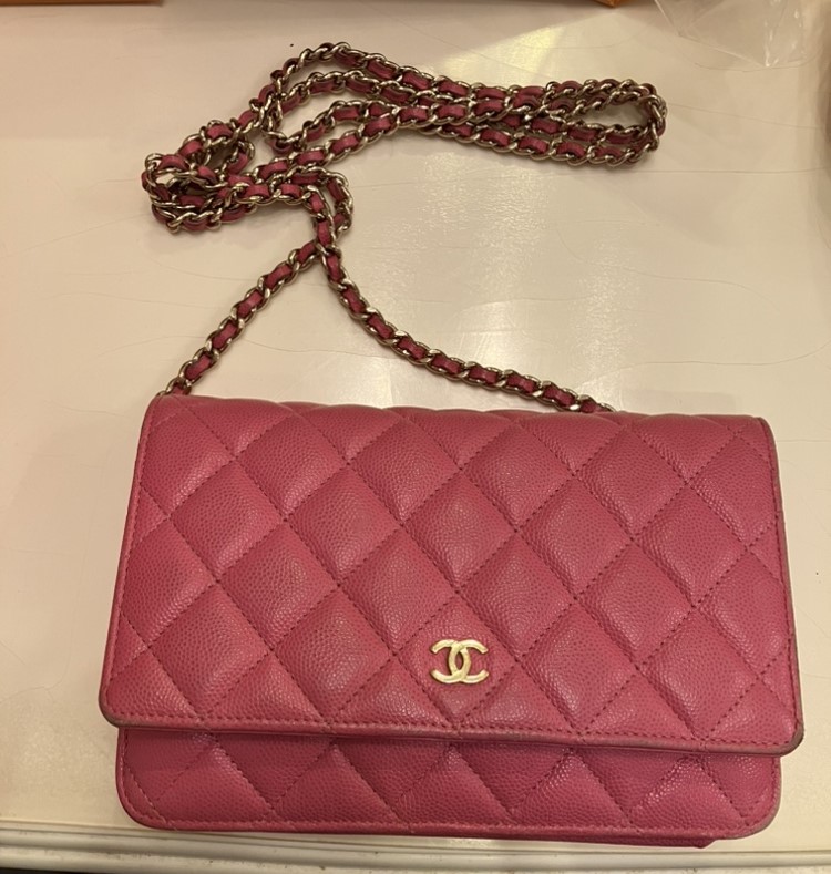 シャネル マトラッセ キャビアスキン コーラルピンク