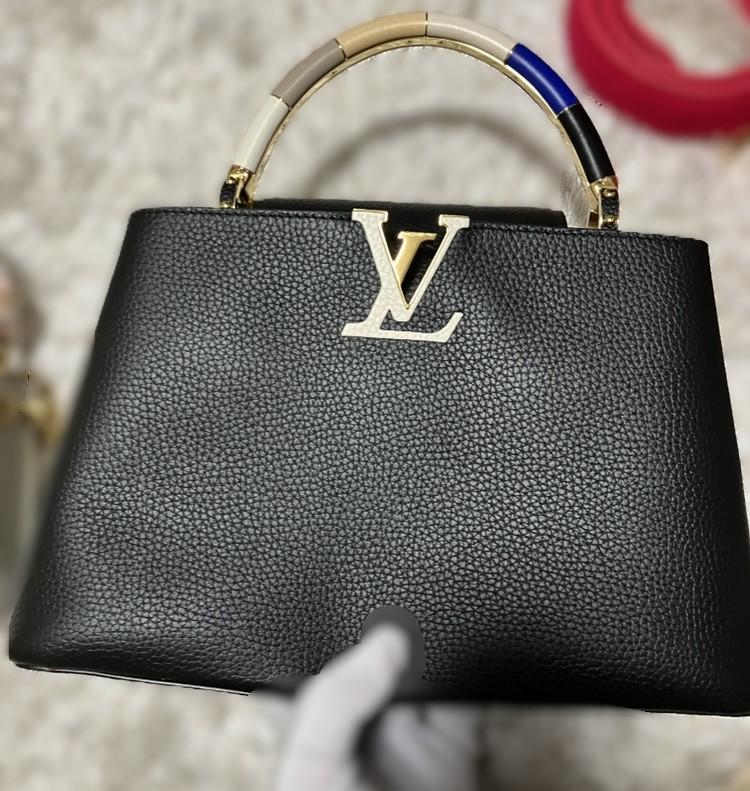 ルイ・ヴィトン カプシーヌMM M22805