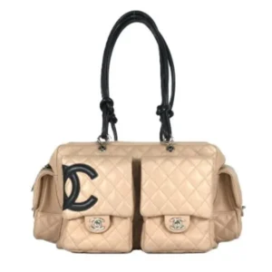 シャネル カンボンライン マルチポケット ショルダーバッグ