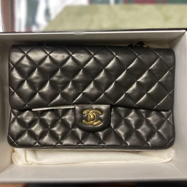 シャネル マトラッセ ラムスキン 