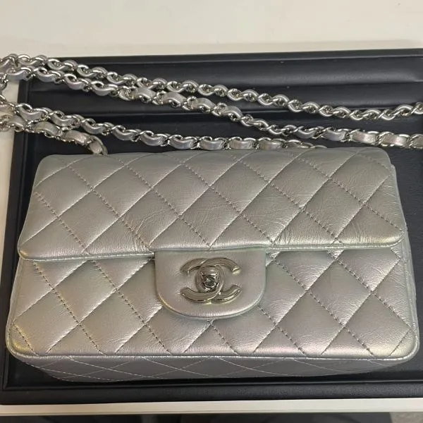 シャネル ミニマトラッセ ラムスキン