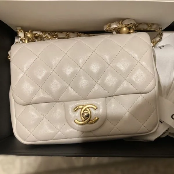 シャネル ミニマトラッセ ラムスキン