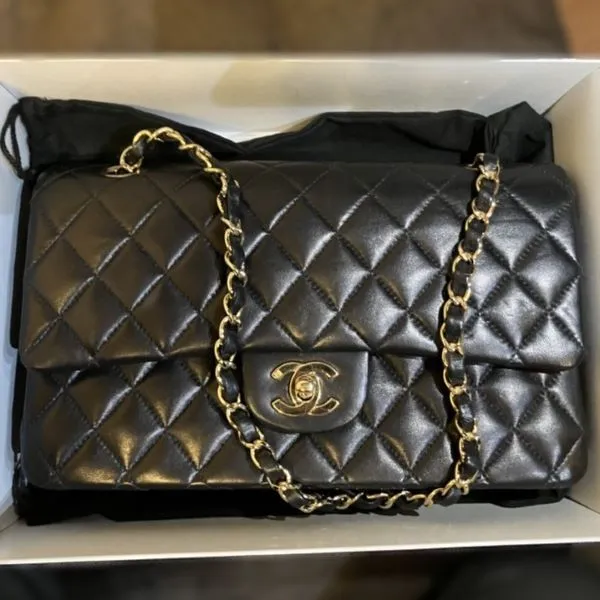 シャネル マトラッセ キャビアスキン ダブルフラップ