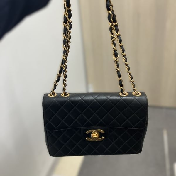 シャネル マトラッセ ラムスキン ダブルチェーン