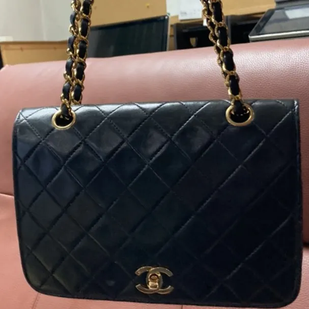 シャネル　マトラッセ　ラムスキン　