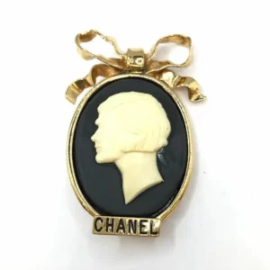 シャネル ブローチ 38.3ｇ