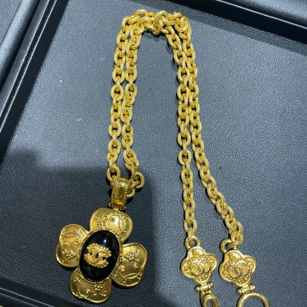 シャネル ヴィンテージ ストーン　0055