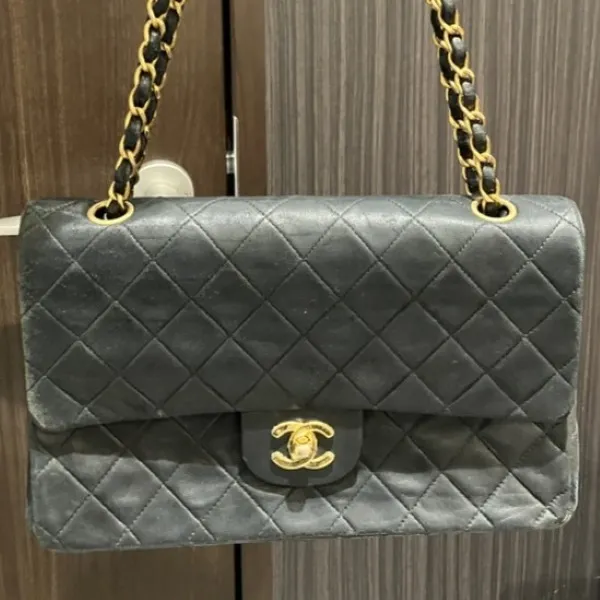 シャネル　マトラッセ　ラムスキン　ダブルフラップ