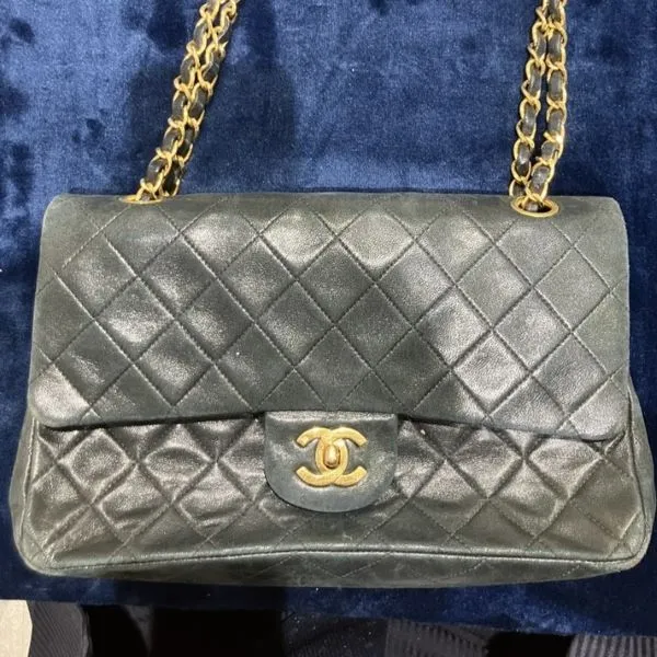 シャネル　マトラッセ　ラムスキン　ダブルフラップ