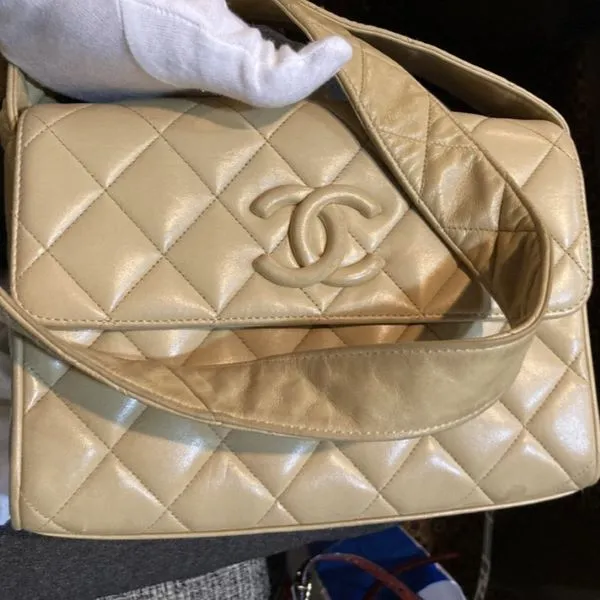 シャネル　マトラッセ　ラムスキン　ショルダーバッグ
