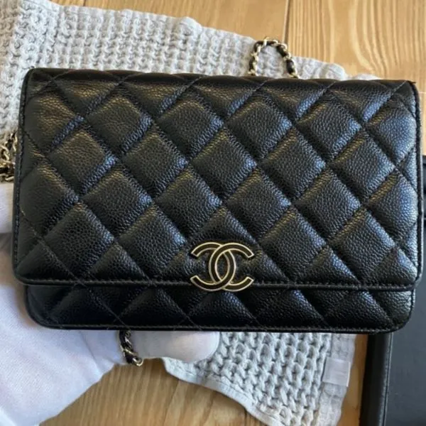 シャネル  チェーンウォレット　AP1479