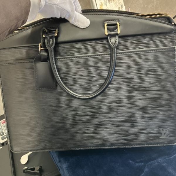 ルイヴィトン　エピ　リヴィエラ