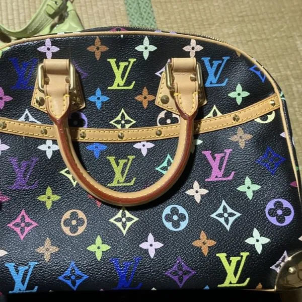 ルイヴィトン　トゥルーヴィル　　モノグラム