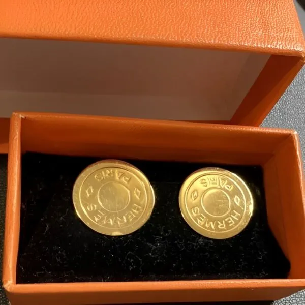 エルメス　セリエ　ゴールドイヤリング