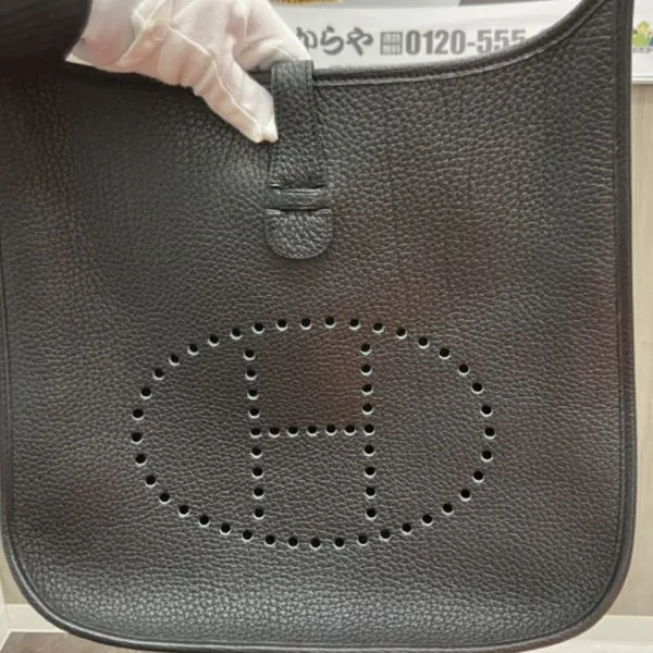 エルメス　エヴリン　□F刻印