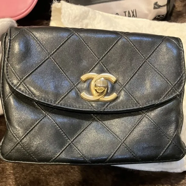 シャネル　マトラッセ　ウエストバッグ