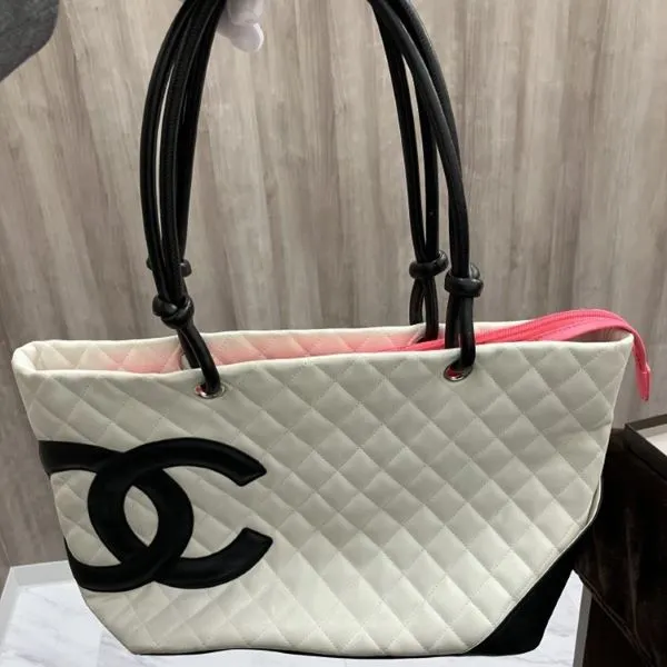 シャネル　カンボンライン　トートバッグ