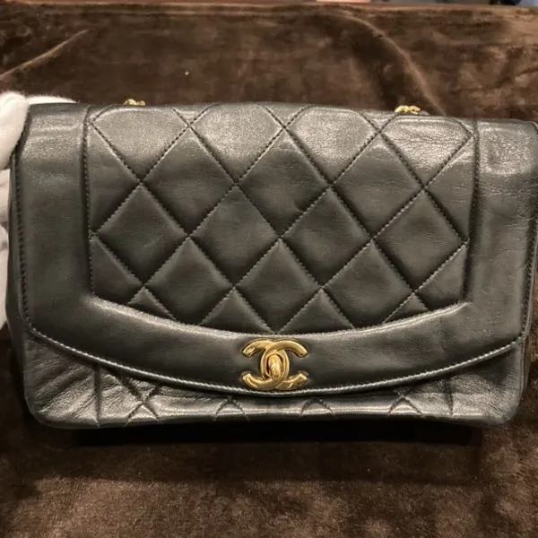 シャネル　ダイアナ　マトラッセ