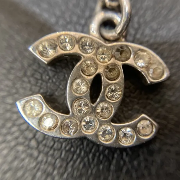 シャネル　ココマーク　ラインストーン