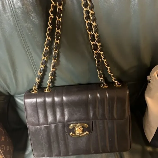 シャネル　マドモアゼル　チェーンショルダー