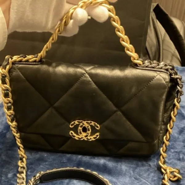 シャネル　ラムスキン　チェーンショルダー