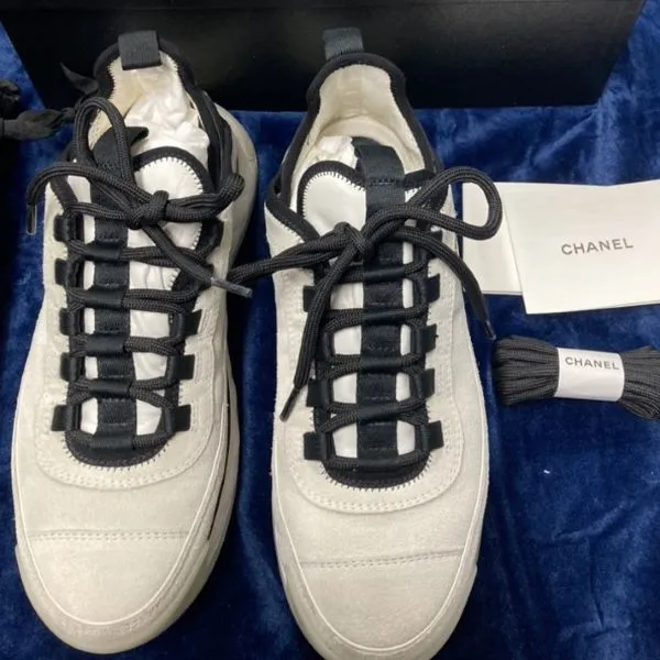シャネル　ココマーク　スニーカー