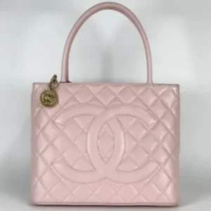 シャネル マトラッセ 復刻トート キャビアスキン