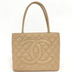 シャネル マトラッセ 復刻トート キャビアスキン ベージュ