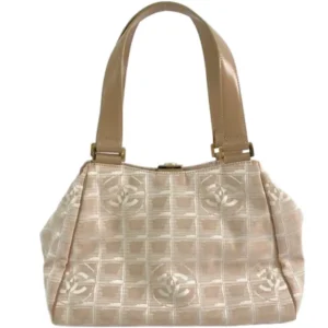 シャネル ニュートラベル ハンドバッグ ナイロン