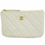 シャネル マトラッセ ポーチ キャビアスキン