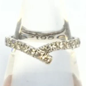 ハリー・ウィンストン リボンバンド リング