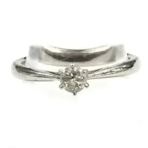 ラザールダイヤモンド リング