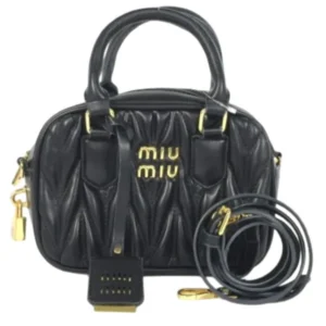 ミュウミュウ マテラッセ ハンドバッグ レザー ブラック