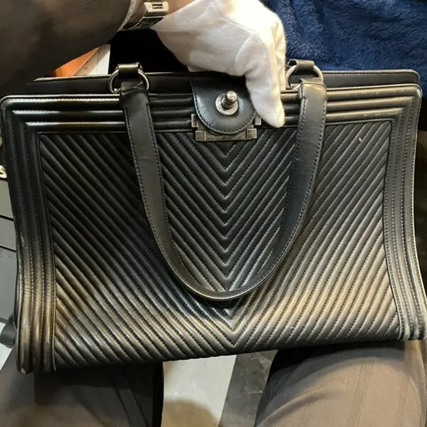 シャネル　ボーイシャネル　Vステッチ