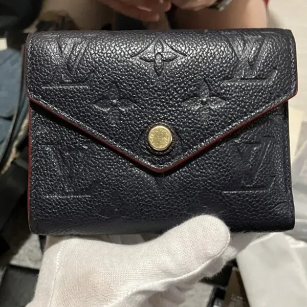 ルイヴィトン　ポルトフォイユ・ヴィクトリーヌ モノグラム
