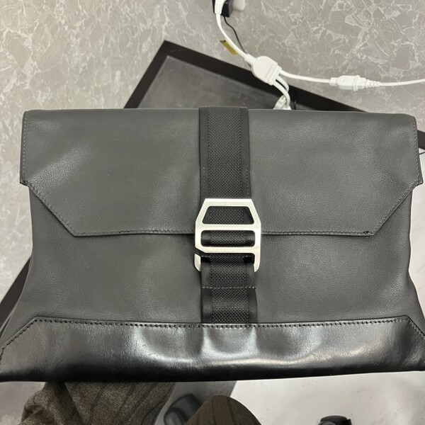 エルメス　シティスライド メッセンジャーバッグ