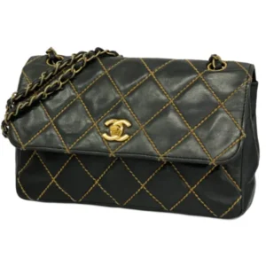 シャネル ワイルドステッチ チェーンショルダーバッグ ラムスキン