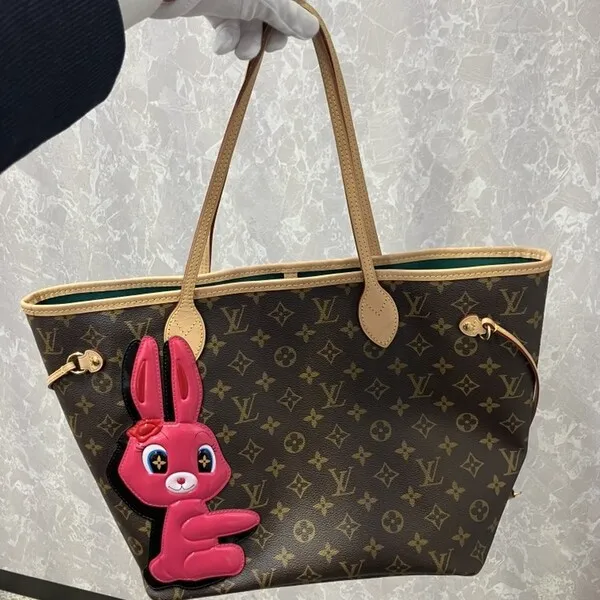ルイヴィトン　ネヴァーフル　モノグラム