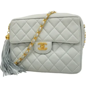 シャネル マトラッセ チェーンショルダーバッグ ラムスキン