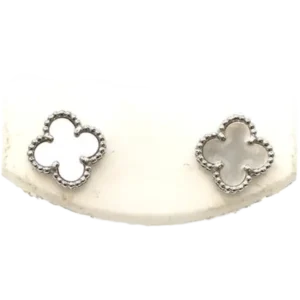 ヴァンクリーフ&アーペル スウィートアルハンブラ ピアス