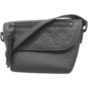ルイ・ヴィトン モノグラムシャドウ パルスウェアラブルウォレット ショルダーバッグ M12636
