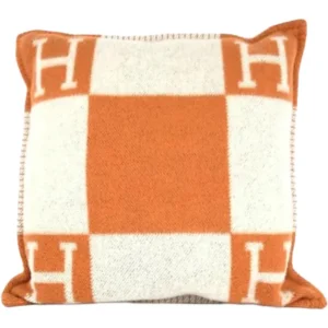 エルメス アヴァロンPM クッション カシミアウール