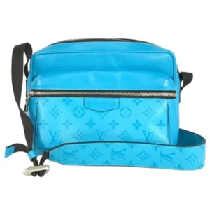ルイ・ヴィトン タイガ メッセンジャーアウトドア ボディバッグ M30429