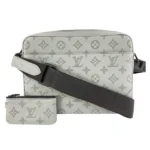 ルイ・ヴィトン モノグラムシャドウ デュオメッセンジャー ショルダーバッグ M46104