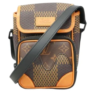 ルイ・ヴィトン ダミエ/ジャイアント アマゾンメッセンジャー ショルダーバッグ N40357